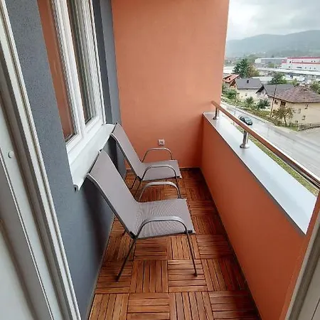Stan Na Dan Ramonda Istocno Sarajevo شقة